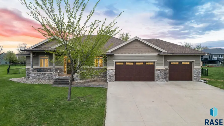7812 S Tuscan Club Cir, Sioux Falls, SD 57108 - #2