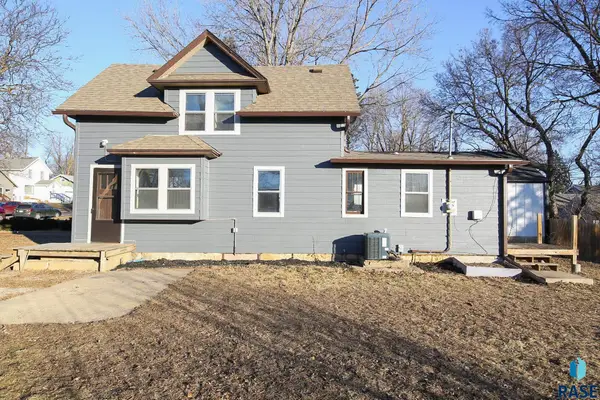 1914 S Duluth Ave, Sioux Falls, SD 57105