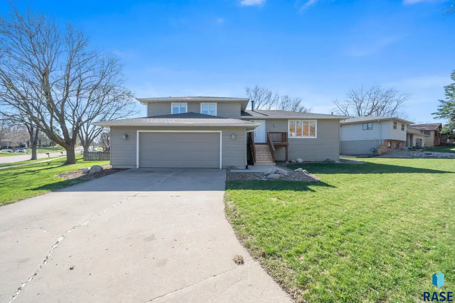 4500 S Tomar Rd, Sioux Falls, SD 57105 - #2