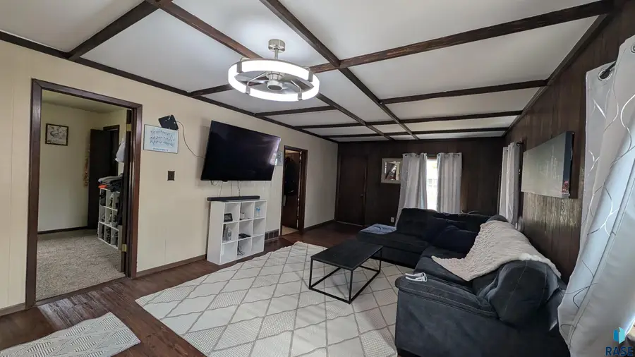 1605 N Wayland Ave, Sioux Falls, SD 57103 - #3