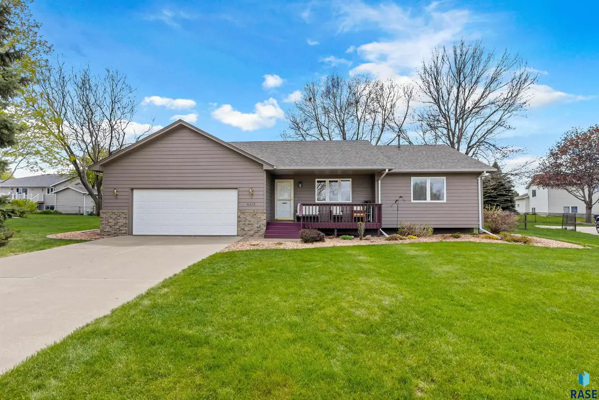 6413 W Hillary Dr, Sioux Falls, SD 57106 - #1