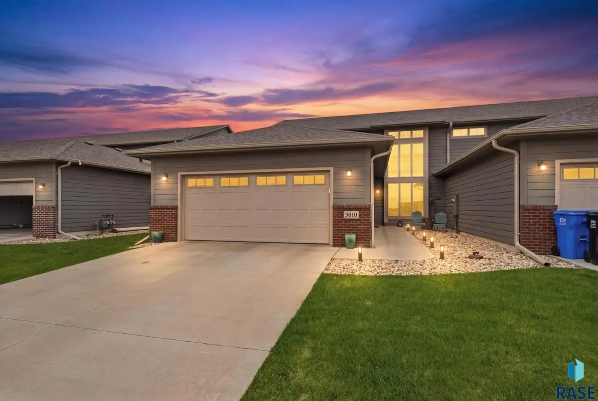 3810 E Bison Trl, Sioux Falls, SD 57108 - #1