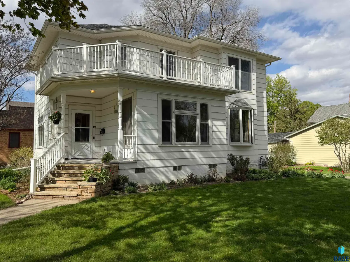 504 N Estey St, Luverne, MN 56156 - #1