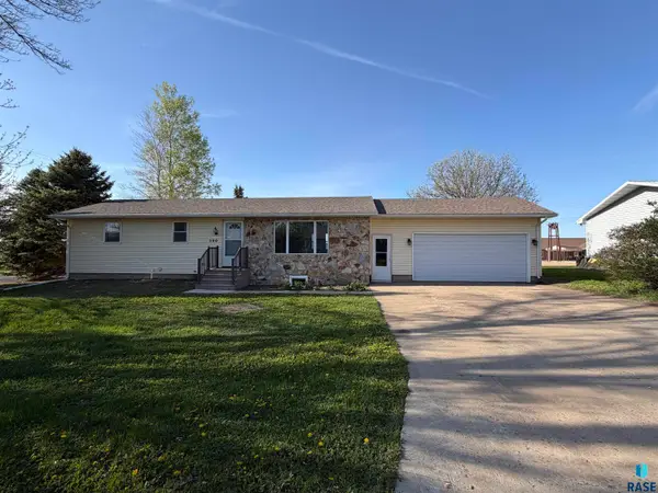 500 E 9th St, Bridgewater, SD 57319