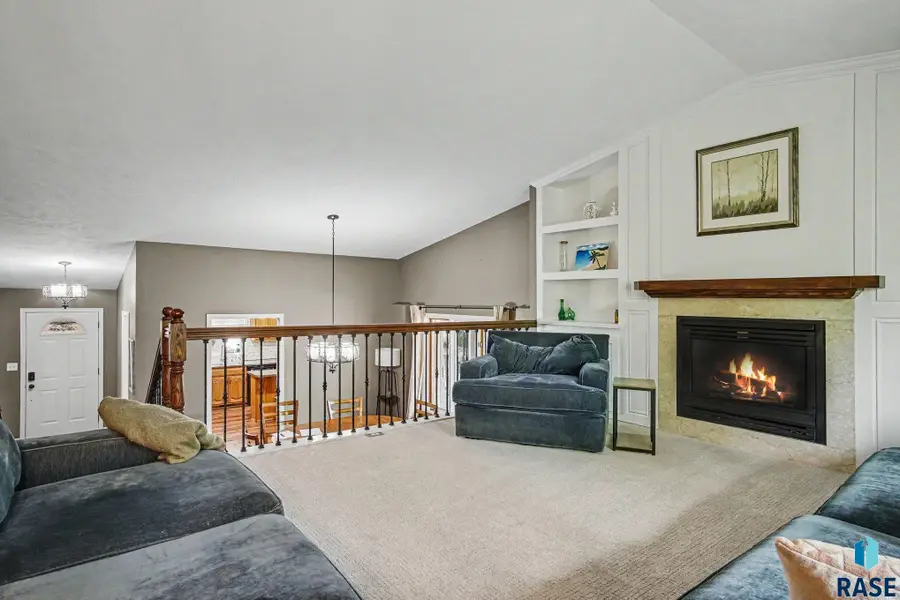 3808 S Kris Dr, Sioux Falls, SD 57103 - #3