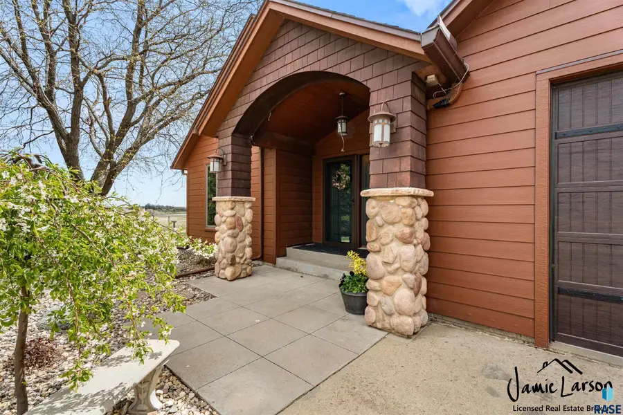 47649 Surrell St, Sioux Falls, SD 57104 - #3