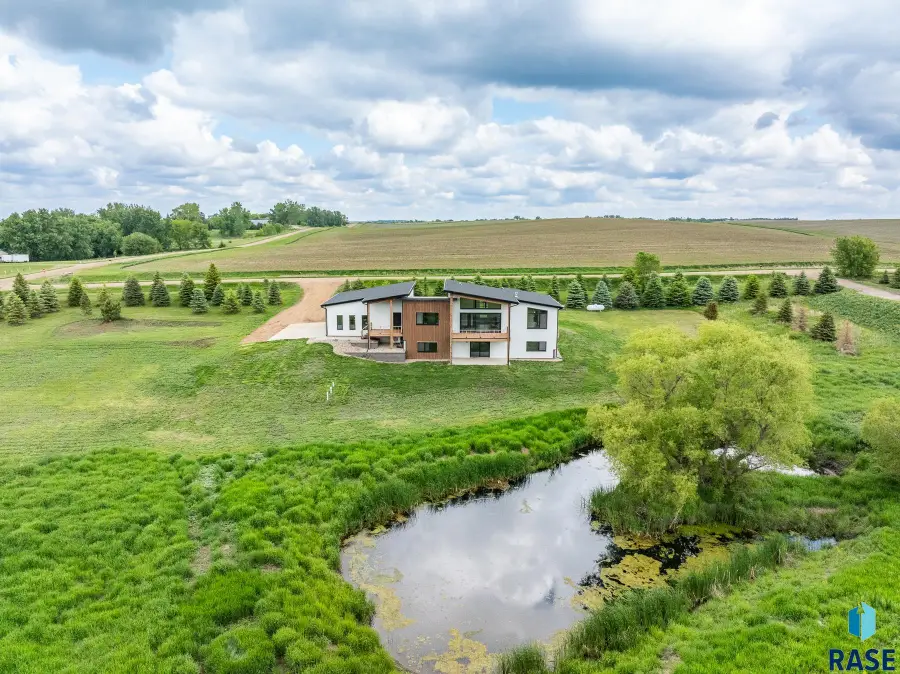 48503 256th St, Garretson, SD 57030 - #3