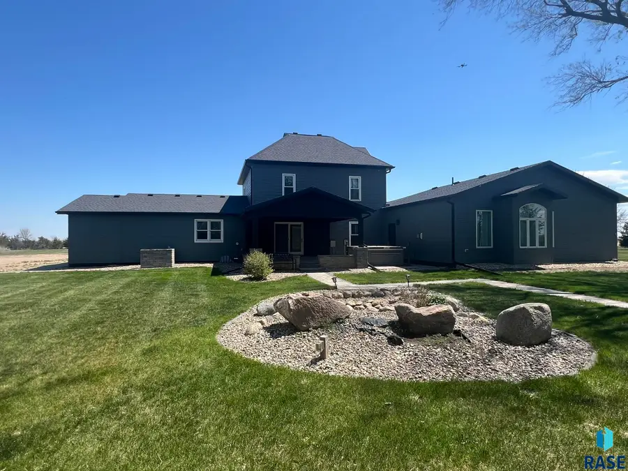 37006 281st St, Geddes, SD 57342 - #3