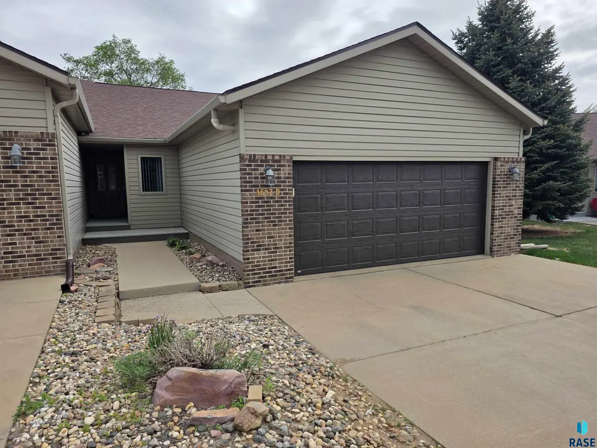 1617 S Cleveland Ave # D, Sioux Falls, SD 57103 - #1