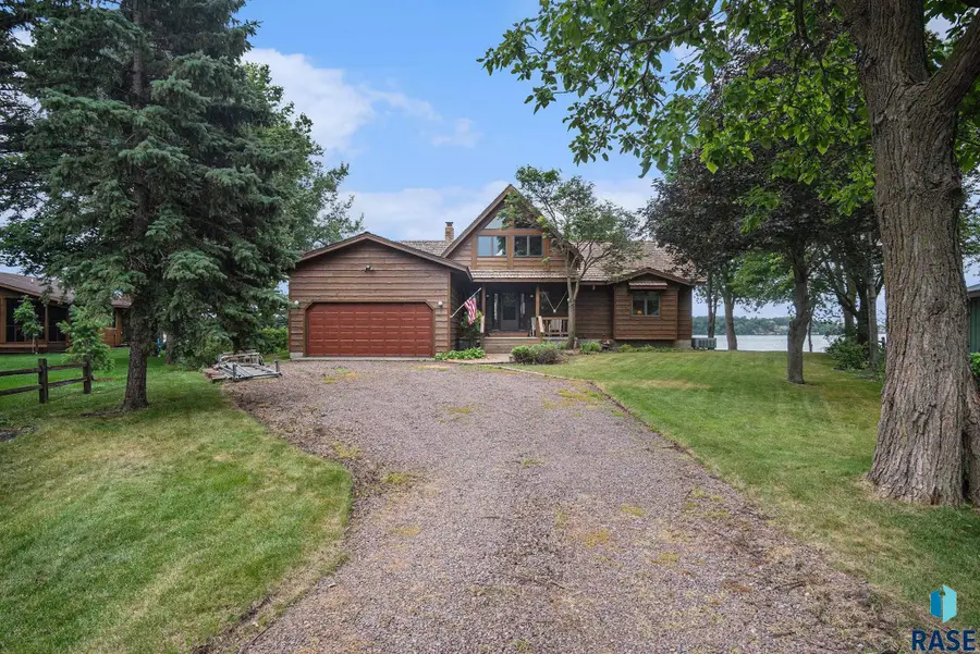 3452 Dakota Trl, Gary, SD 57237 - #3
