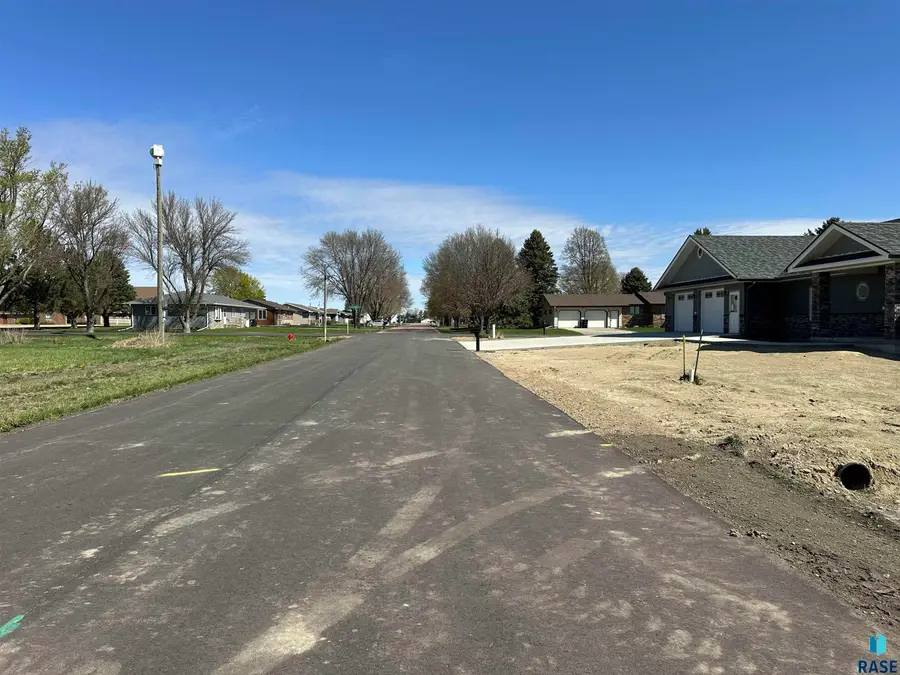 3 S Alfalfa St, Menno, SD 57045 - #3
