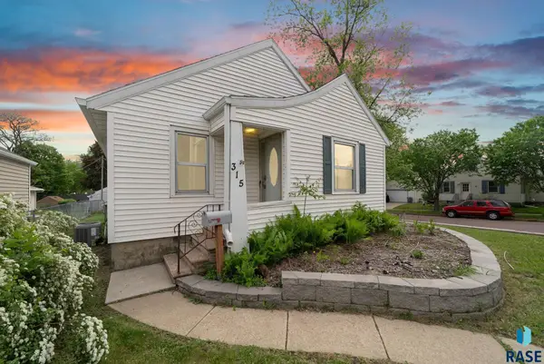 315 W 30th St, Sioux Falls, SD 57105
