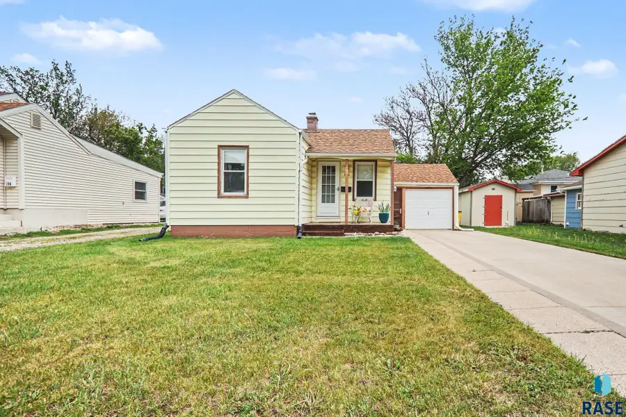 116 S Jefferson Ave, Sioux Falls, SD 57104 - #2