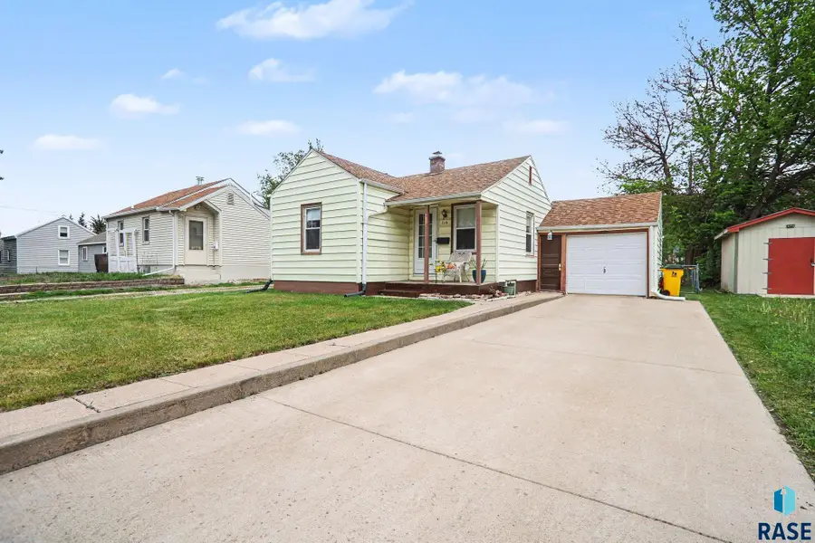 116 S Jefferson Ave, Sioux Falls, SD 57104 - #3
