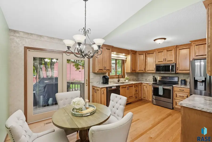 2117 S Melanie Ln Ln, Sioux Falls, SD 57103 - #2