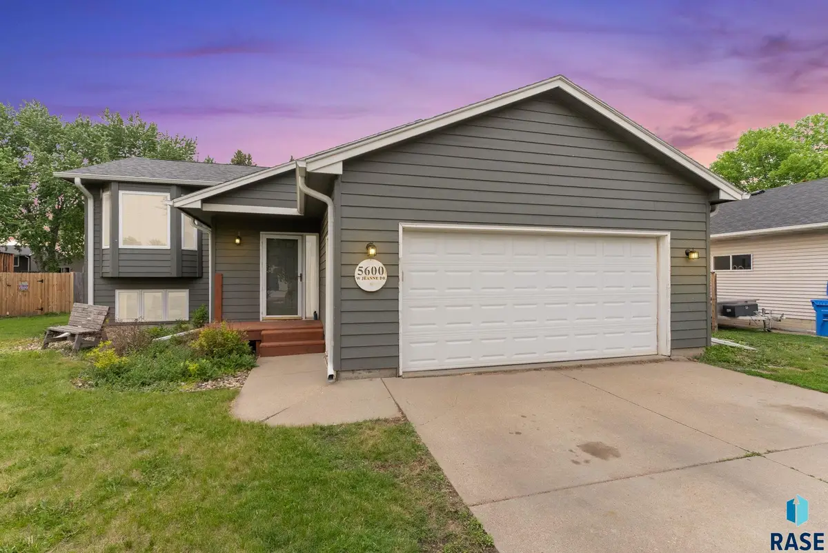 5600 W Jeanne Dr, Sioux Falls, SD 57106 - #1