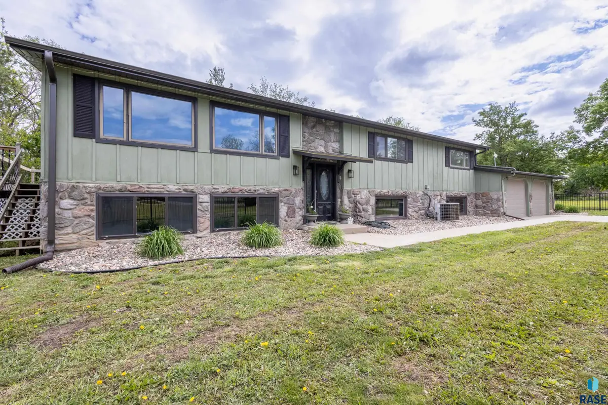 29594 472nd Ave, Beresford, SD 57004 - #1