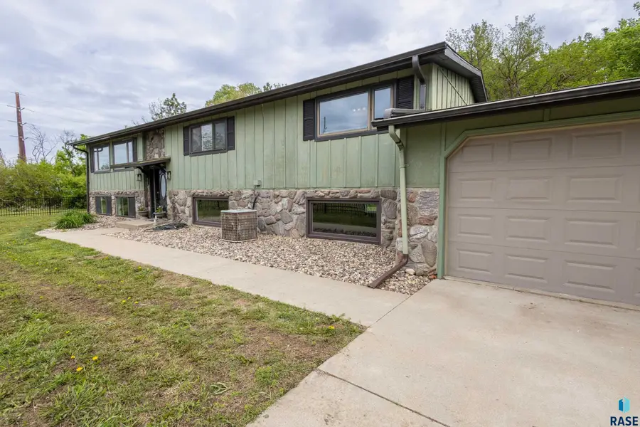 29594 472nd Ave, Beresford, SD 57004 - #3