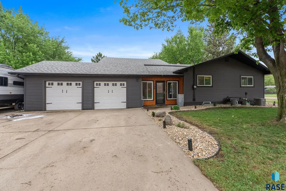 300 W Maple St, Tea, SD 57064 - #1