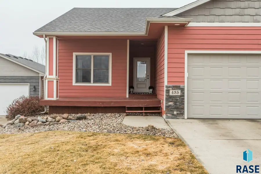 435 N Jenny Ave, Tea, SD 57064 - #2