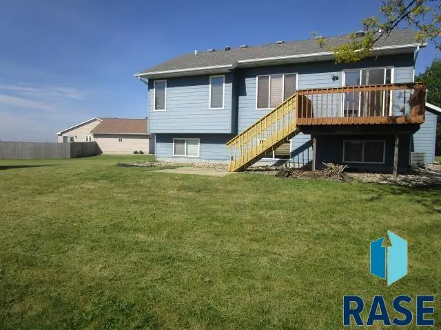 400 Pittsburgh Ave, Harrisburg, SD 57032 - #2