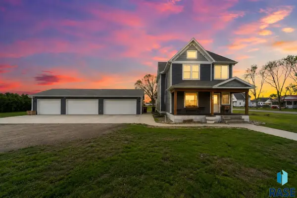 420 7th St, Hudson, SD 57034