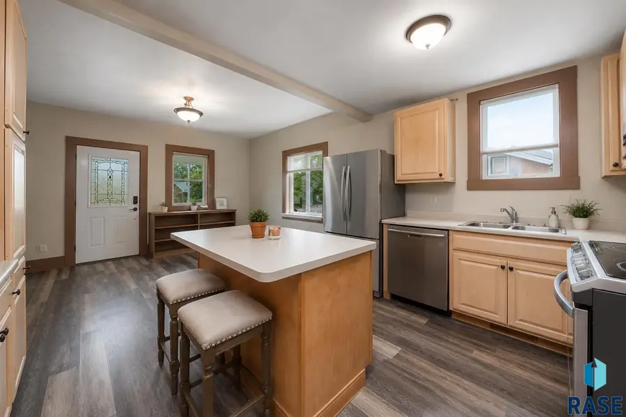 389 Walnut Ave, Parker, SD 57053 - #3