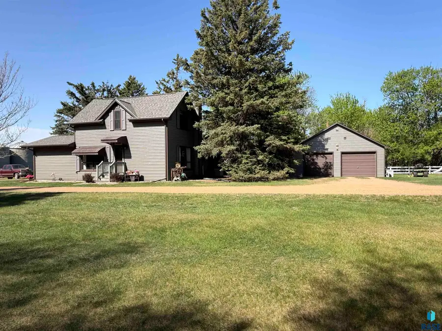45575 255th St, Humboldt, SD 57035 - #2