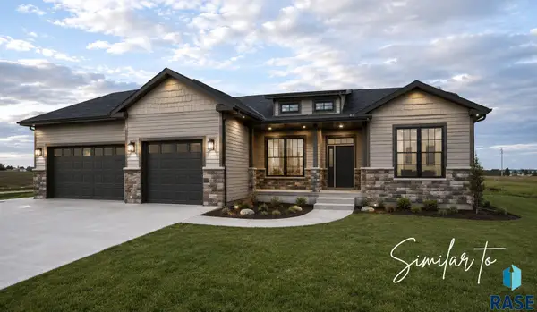 401 N Grayson Dr, Brandon, SD 57005