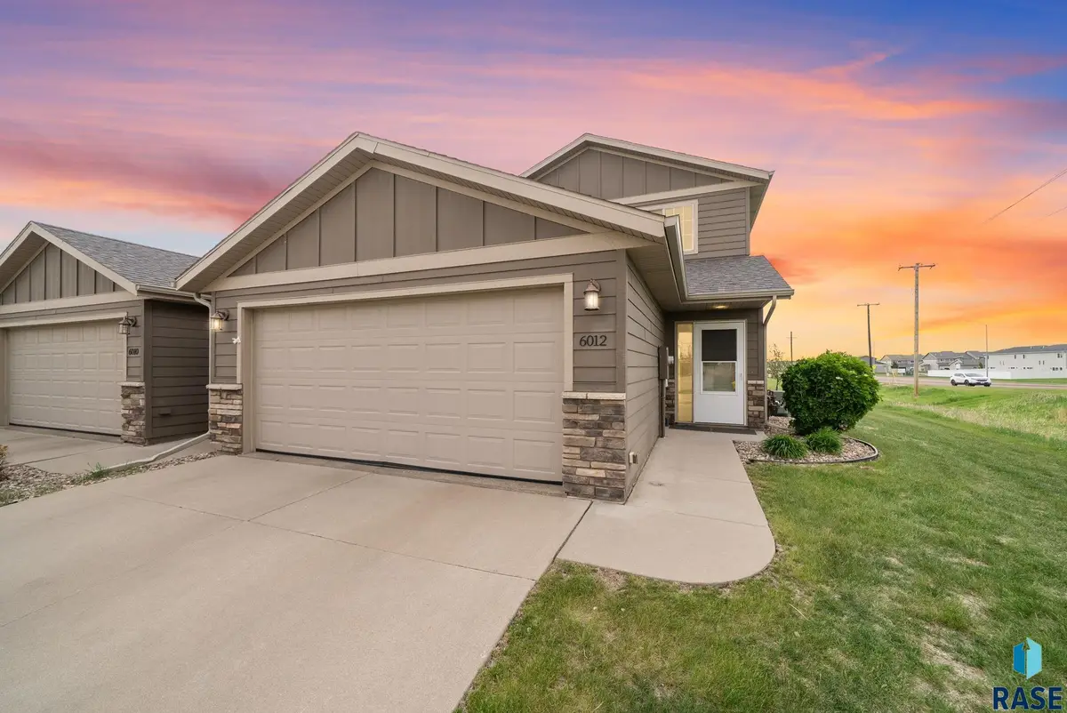 6012 S Plainside Pl, Sioux Falls, SD 57108 - #1
