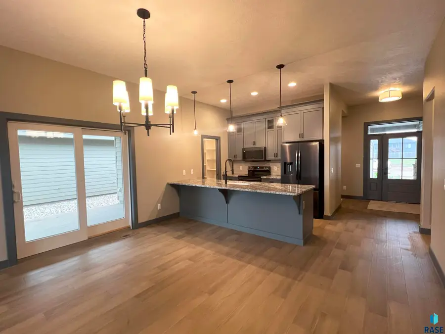 7013 E Copper Stone Cir, Sioux Falls, SD 57110 - #3