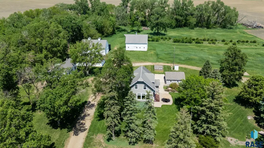 45428 Sd-46 Hwy, Irene, SD 57037 - #2