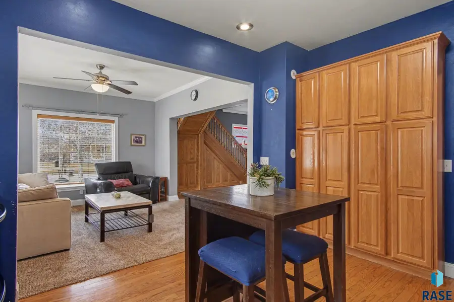 321 NW 4th St, Madison, SD 57042 - #3