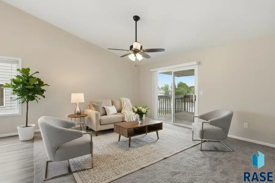 3606 W Hughes Pl, Sioux Falls, SD 57108 - #3