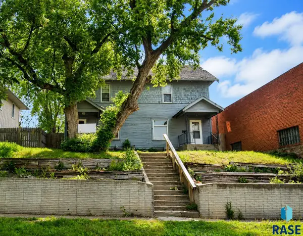 228 N Fairfax Ave, Sioux Falls, SD 57103