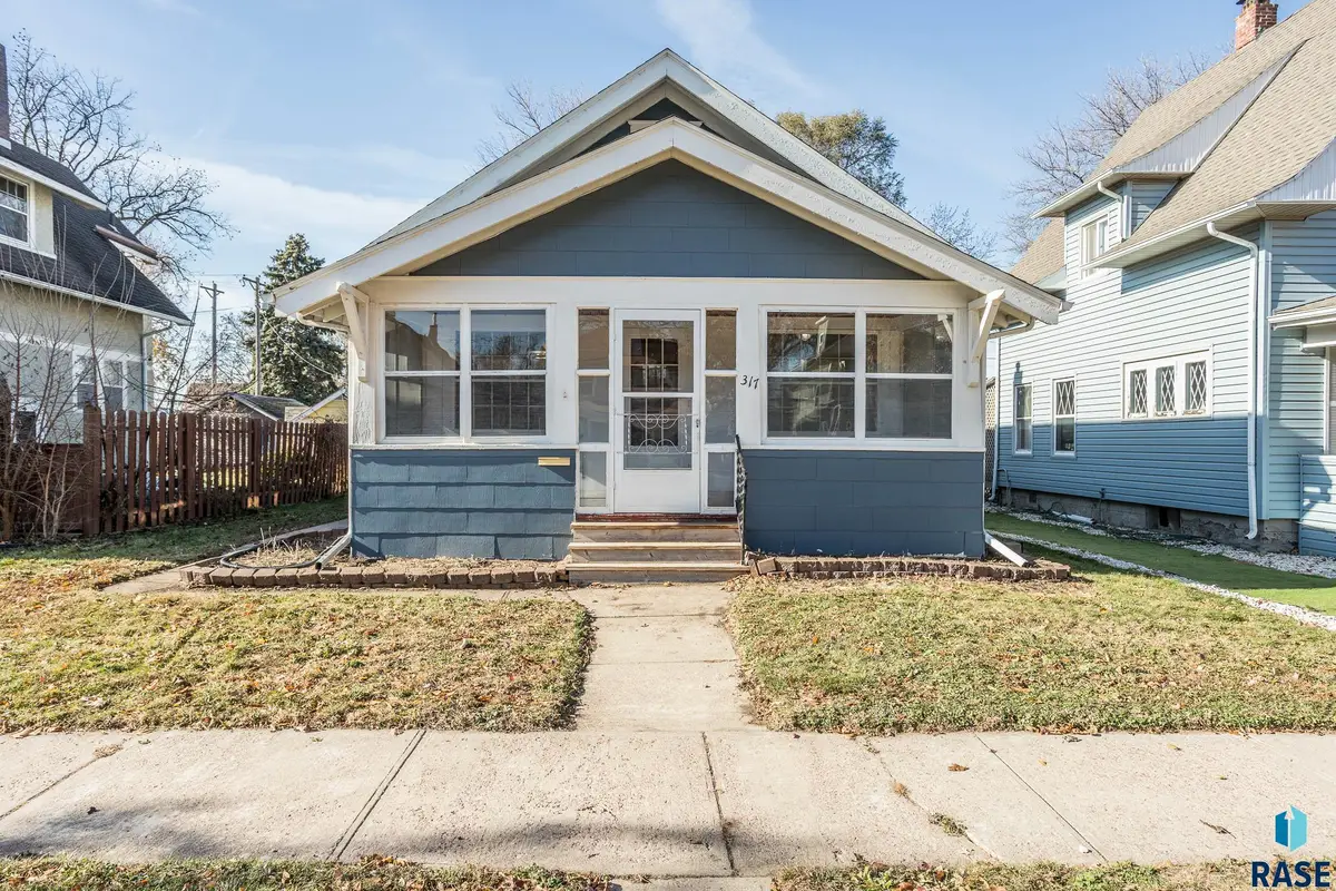 317 N Franklin Ave, Sioux Falls, SD 57103 - #1