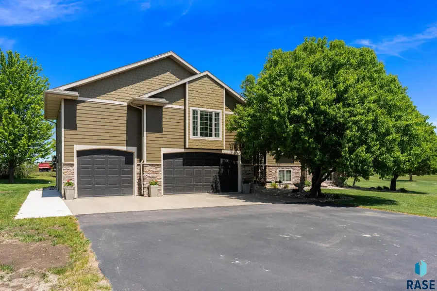46650 Dakota St, Tea, SD 57064 - #3