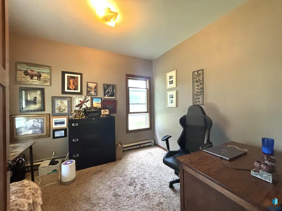324 2nd St Sw, Highmore, SD 57345 - #3