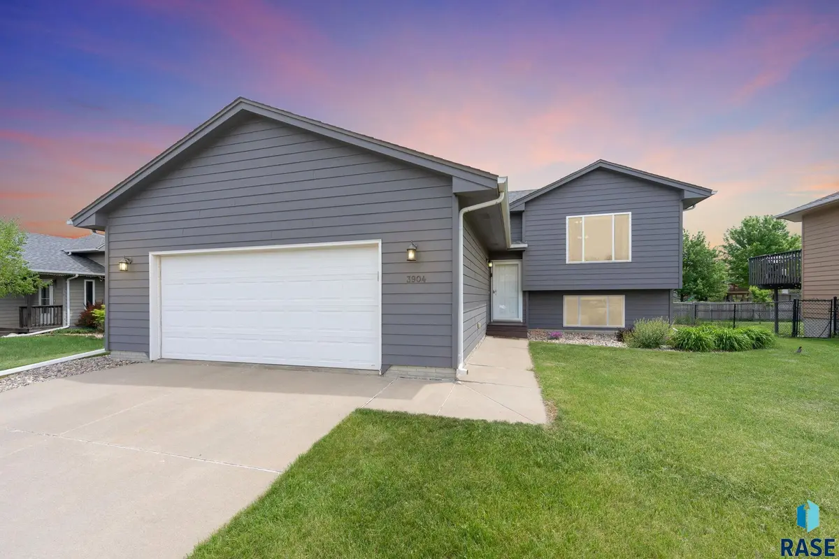 3904 S Klein Ave, Sioux Falls, SD 57106 - #1