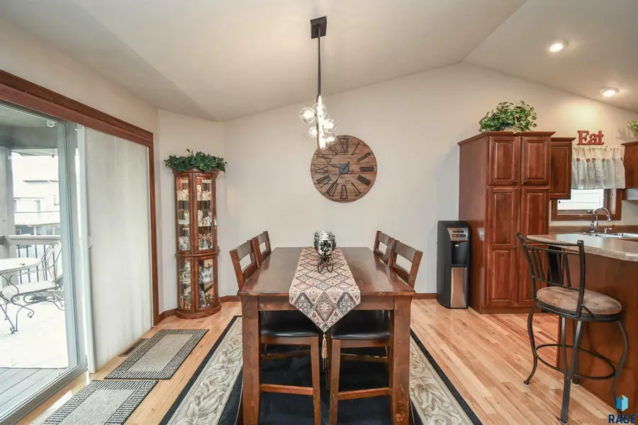 4108 W 90th St, Sioux Falls, SD 57108 - #3