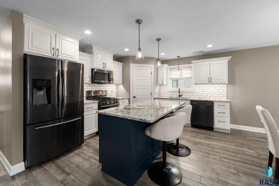 2502 N Lammers Ct, Tea, SD 57032 - #3