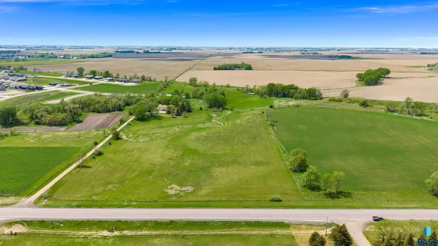 27747 Sd Hwy 17, Lennox, SD 57039 - #3