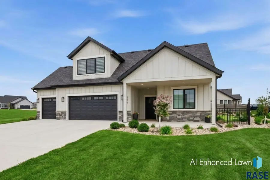 1700 N Otto Ave, Sioux Falls, SD 57110 - #2