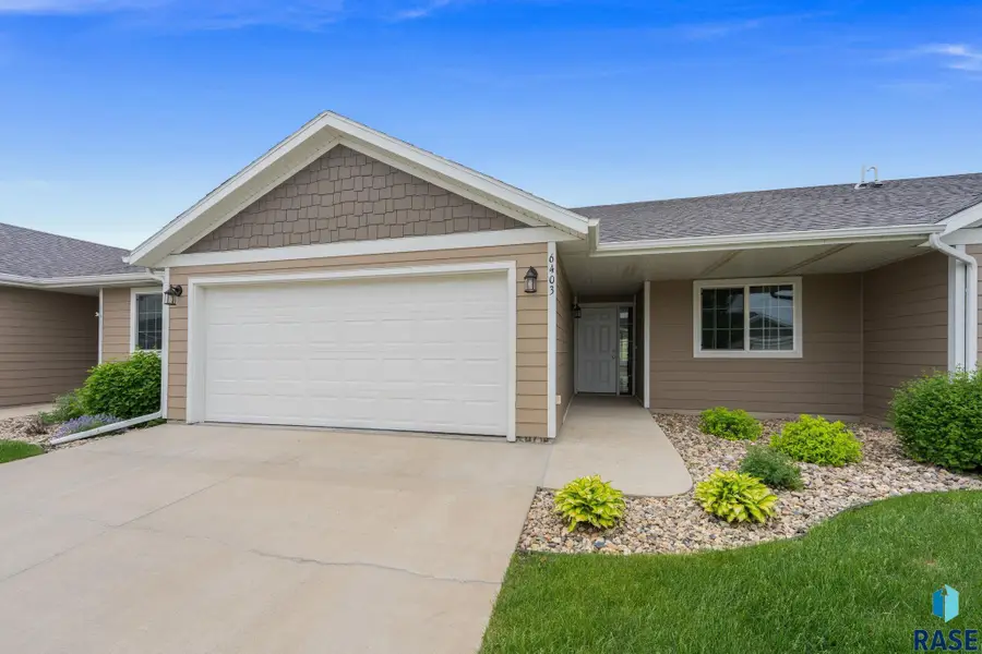6403 W Maxwell Pl, Sioux Falls, SD 57107 - #3