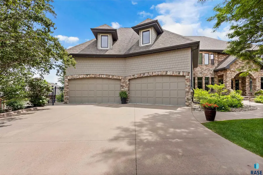 5100 S Sweetwater Pl, Sioux Falls, SD 57108 - #3