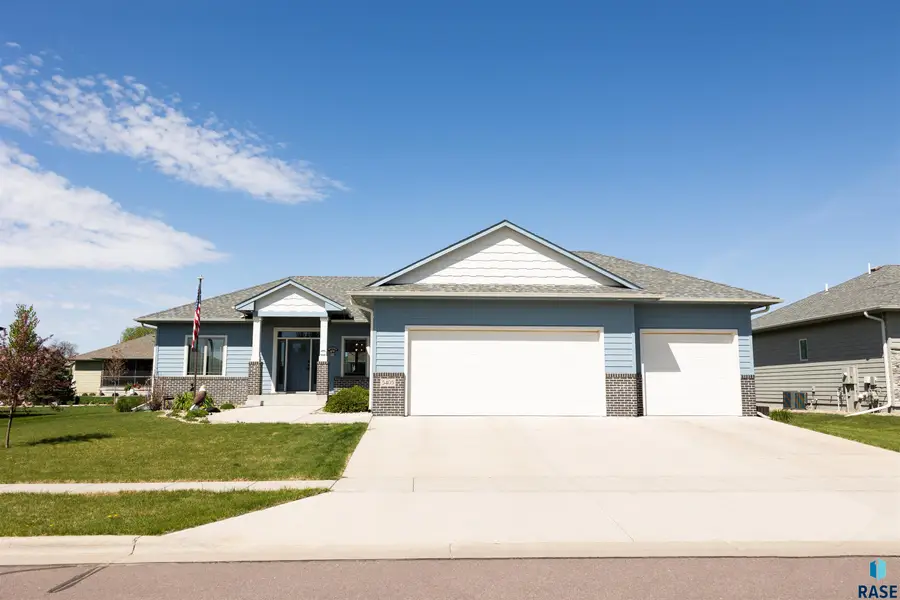 5405 Coneflower Cir, Sioux Falls, SD 57108 - #2