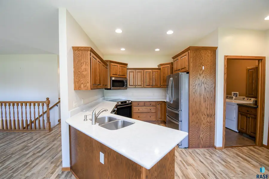 4500 E Kearney Pl, Sioux Falls, SD 57110 - #3