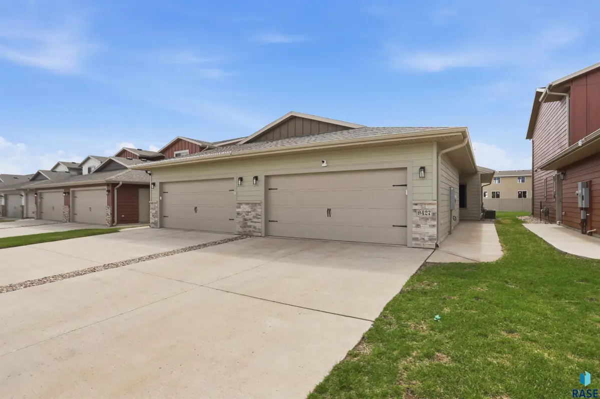 9427 W Dolores Dr, Sioux Falls, SD 57106 - #1