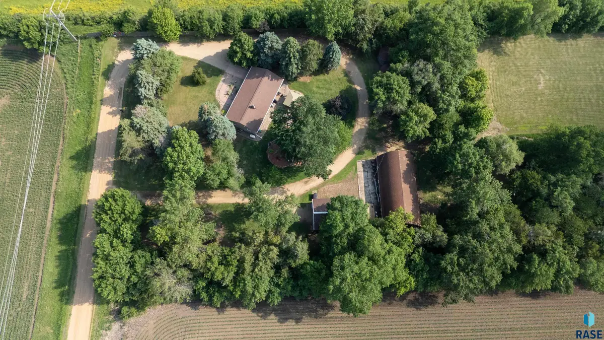 26045 485th Ave, Valley Springs, SD 57068 - #1