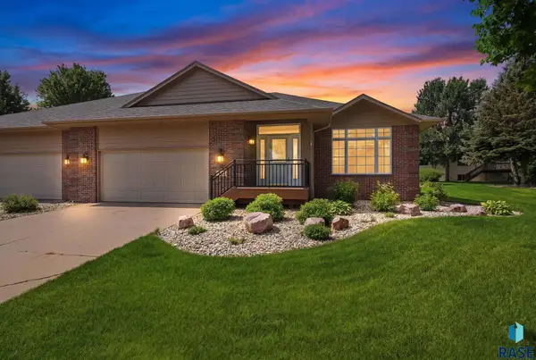 117 W Doral Ct, Sioux Falls, SD 57108